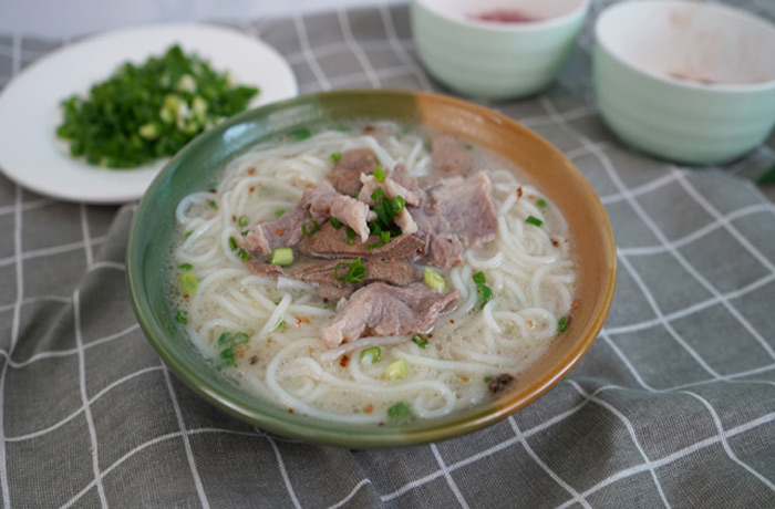 镇沅原味汤粉王培训